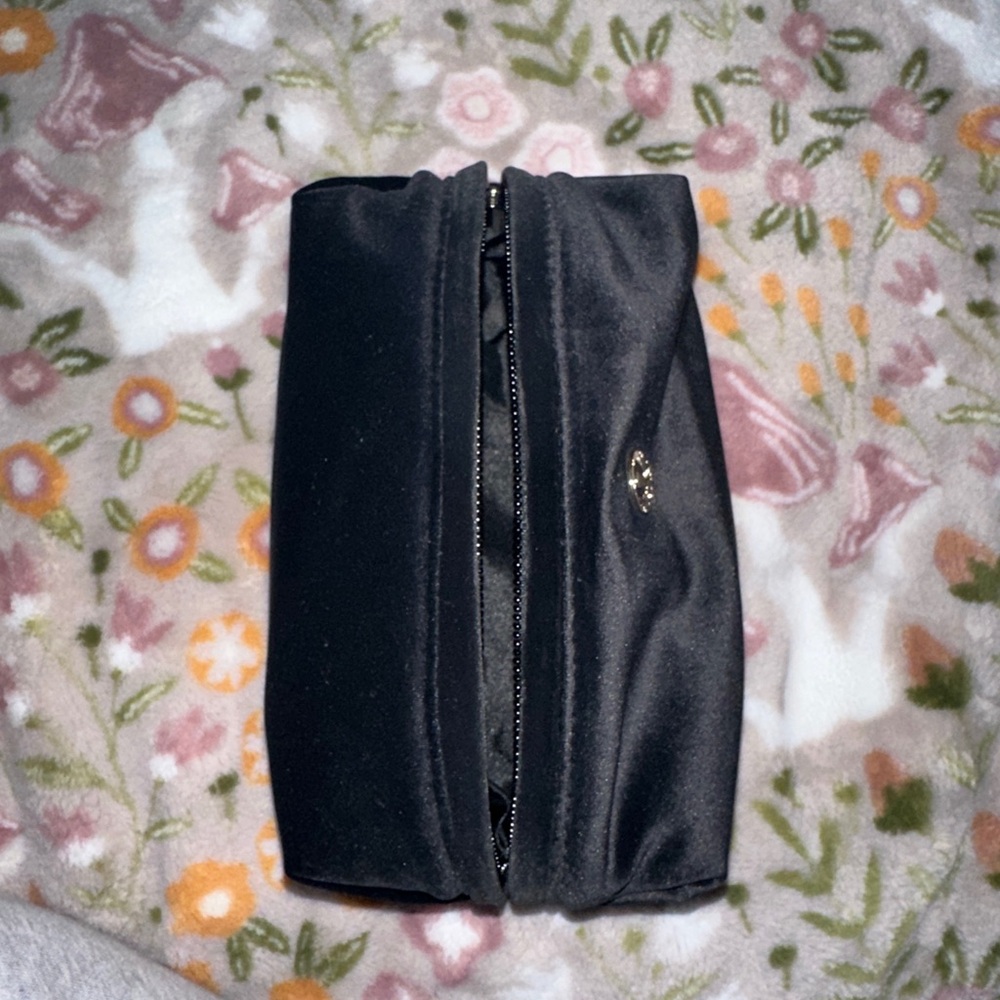 Lululemon Pouch - Picture 8 of 8